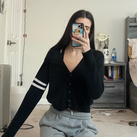 Brandy Melville Button Sweater - Picture 1 of 3